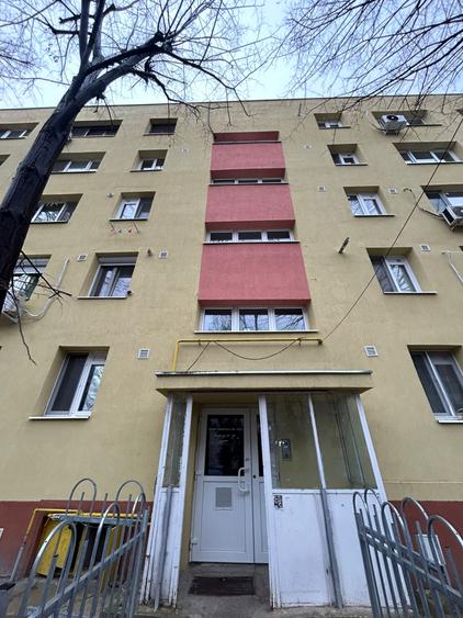 1 Decembrie 3 Camere Etaj 1 Centrala Proprie Instalatii Schimbate 12 Min Metrou - 21