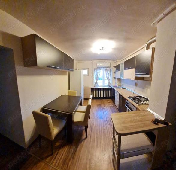 Inchiriez apartament 3 camere et.1 - 1