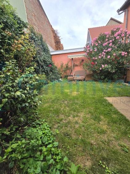 Gaminvest Casa cu 6 camere,singur in curte si dublu front stradal,Cantemir,V4270 - 4