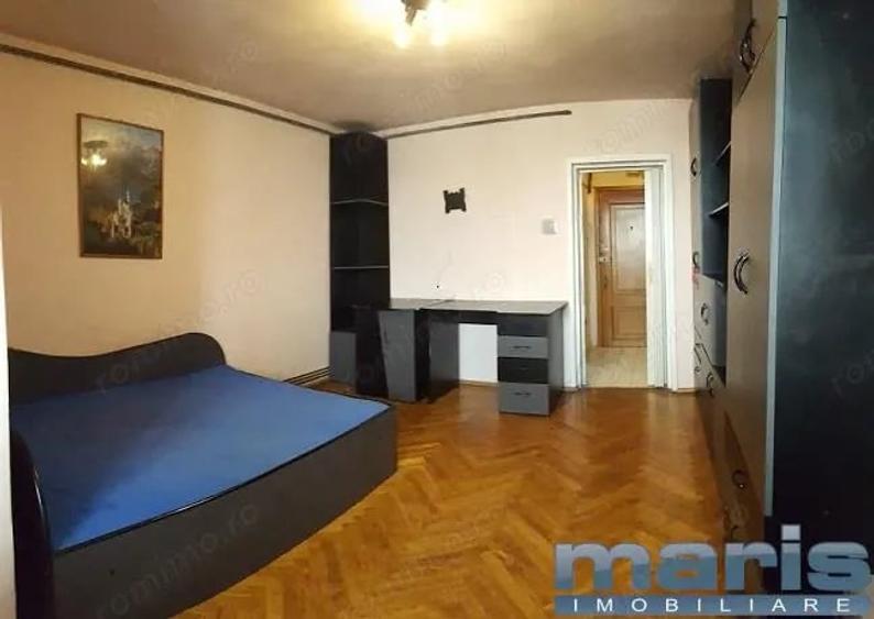 Apartament cu 4 camere decomandat, mobilat în Tudor Vladimirescu