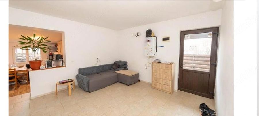 Casă cu Teren 100 Mp în Pantelimon