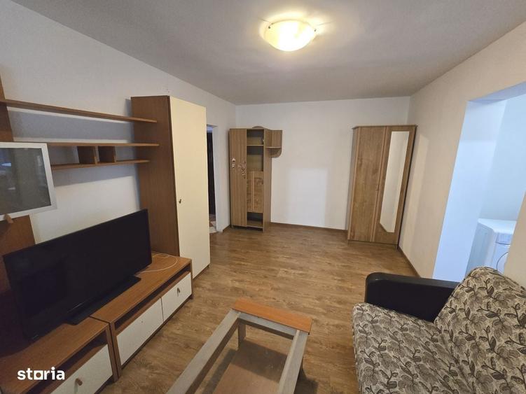 Apartament cu 2 camere decomandat în Crângași