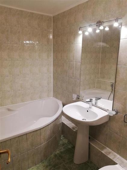 Apartament cu 2 camere semidecomandat, mobilat în Brâncoveanu