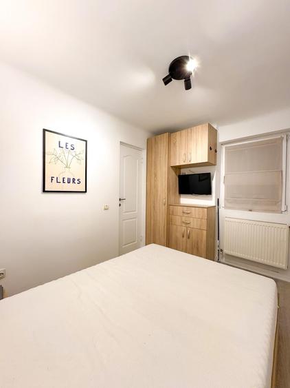 Apartament cu 4 camere decomandat în Gara de Nord