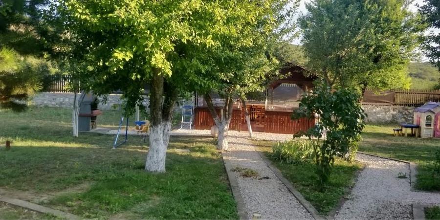 Casă cu 4 camere în Șipotele