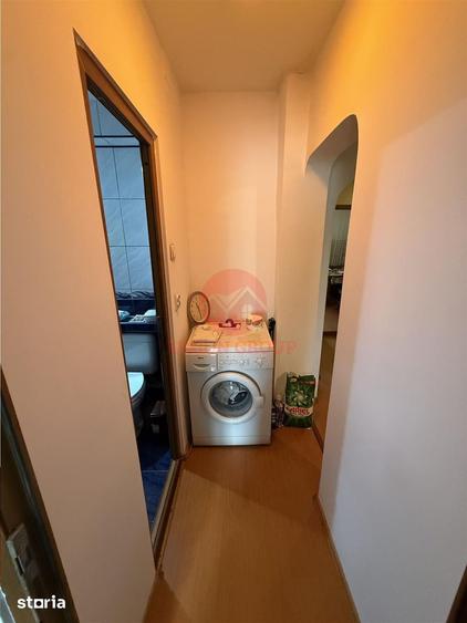 Apartament cu 4 camere decomandat în Inel II