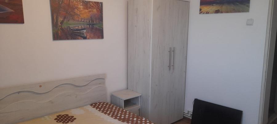 Apartament cu 2 camere semidecomandat în Exterior Vest