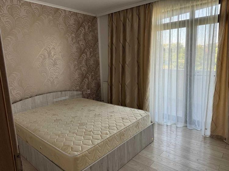 Casă cu 4 camere cu Teren 150 Mp în Valea Adâncă