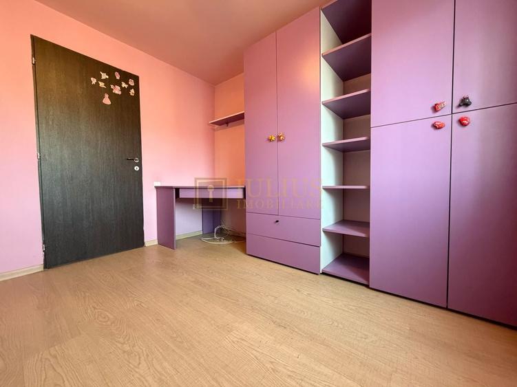 Apartament cu 3 camere semidecomandat, mobilat în Girocului