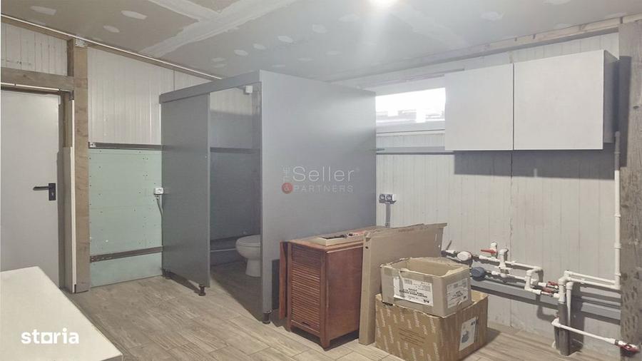 Spațiu comercial, de 230 mp, în Sânpetru