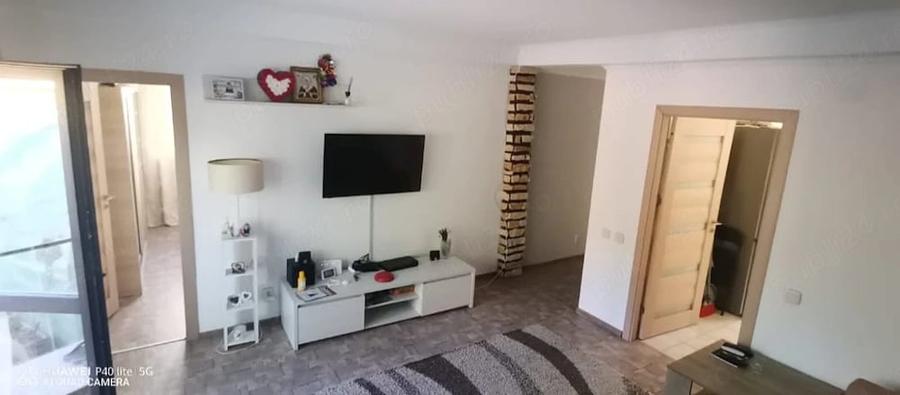 Casă cu 2 camere cu Teren 228 Mp în Domnești