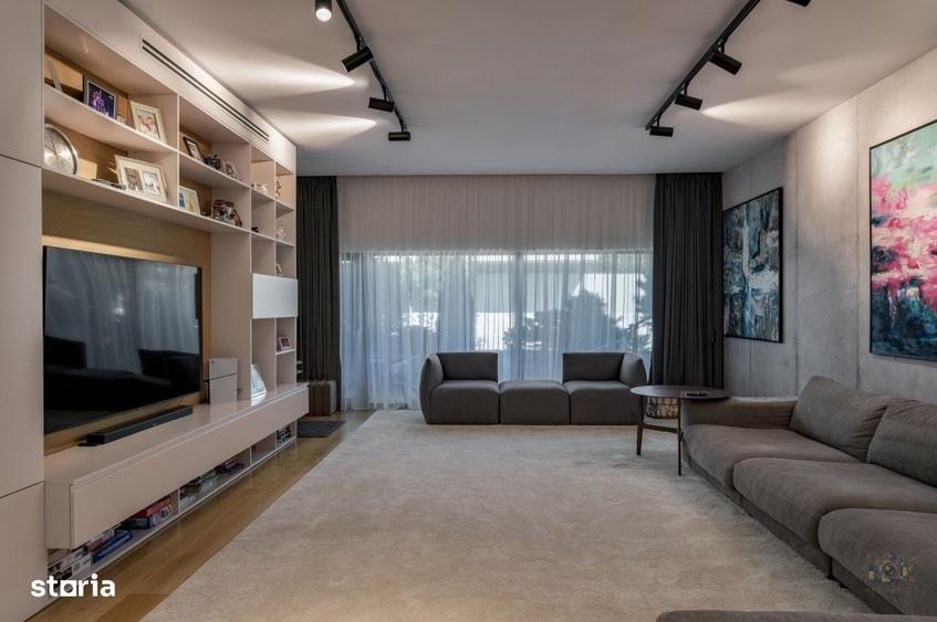 Casă cu 4 camere cu Teren 496 Mp în Central