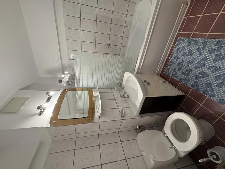 Apartament cu 2 camere semidecomandat în Basarabia