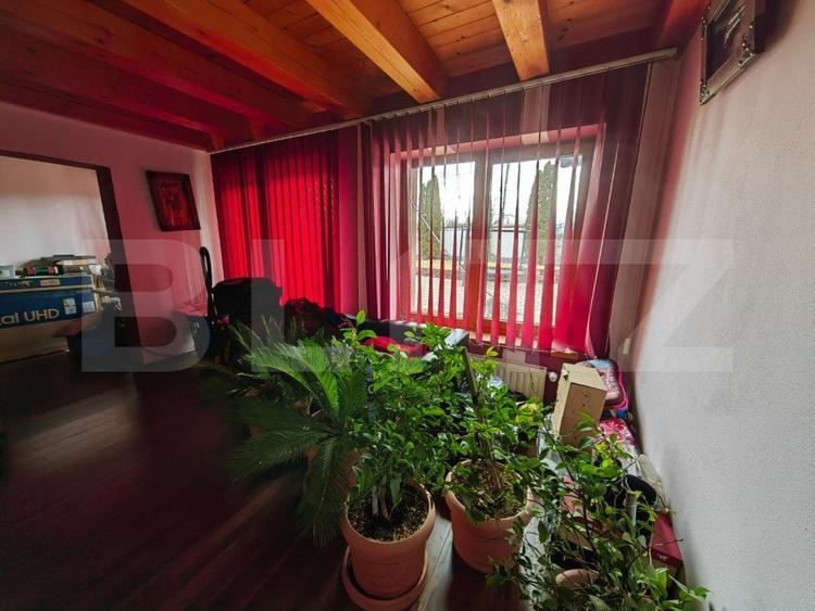 Casă individuală cu 4 camere cu Garaj în Oarda