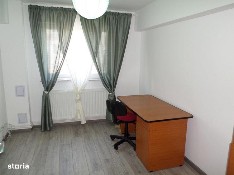 Apartament cu 3 camere decomandat în 9 Mai