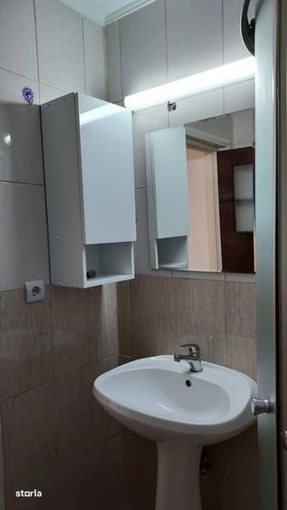 Garsonieră decomandată în Central