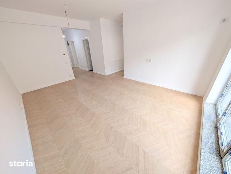 Apartament cu 3 camere în Băneasa