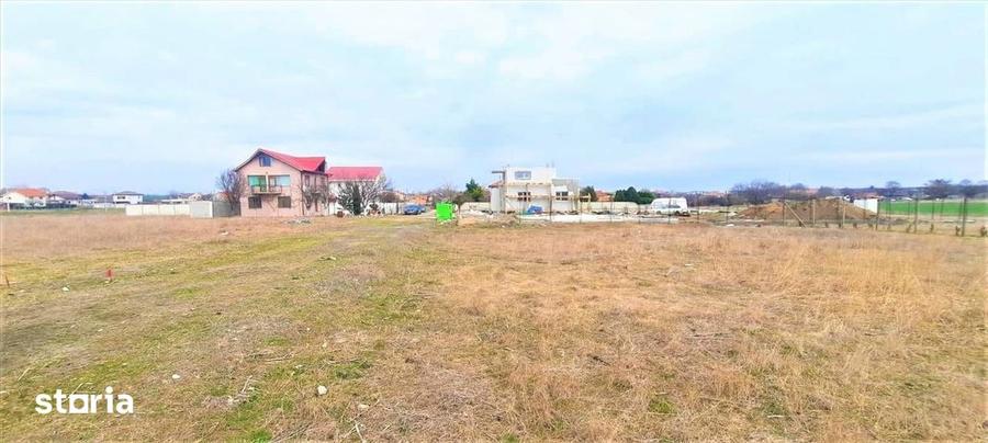 TEREN INTRAVILAN 469 MP. LANGA CASE ZONA DE PERSPECTIVA PRET 17.500 E - 5