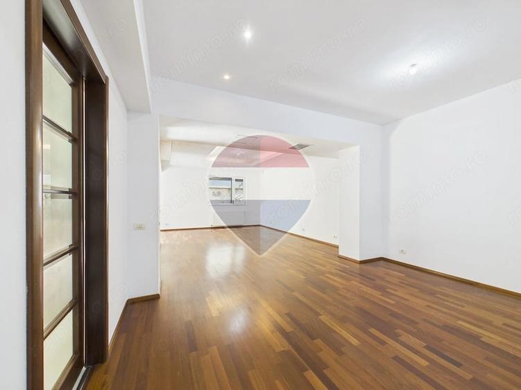 Apartament cu 3 camere decomandat în Herăstrău