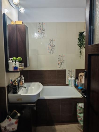 Apartament cu 2 camere decomandat în Satu Nou