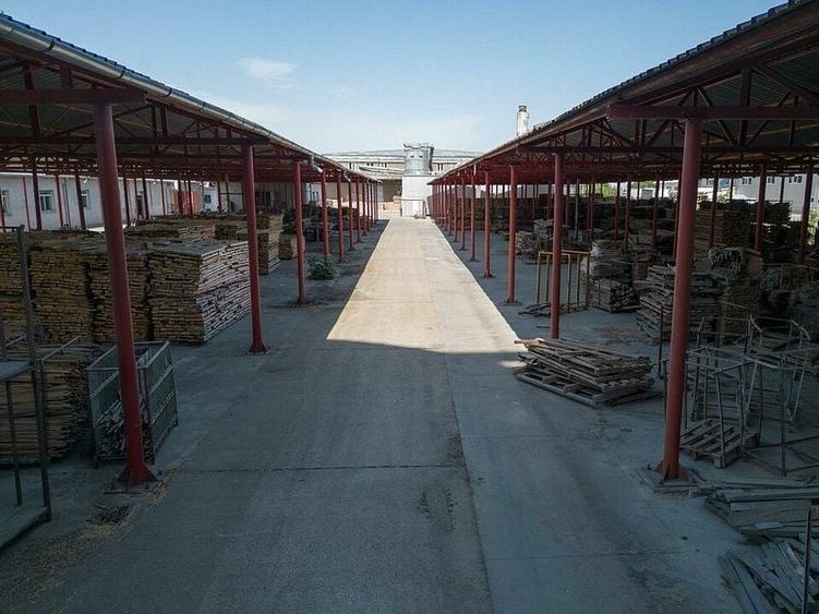 De vazare Hale industriale, pretat depozit, productie, curte proprie - 4