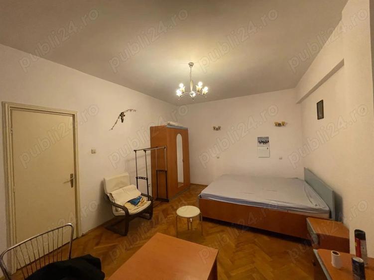 Inchiriere garsoniera Brezoianu - 1