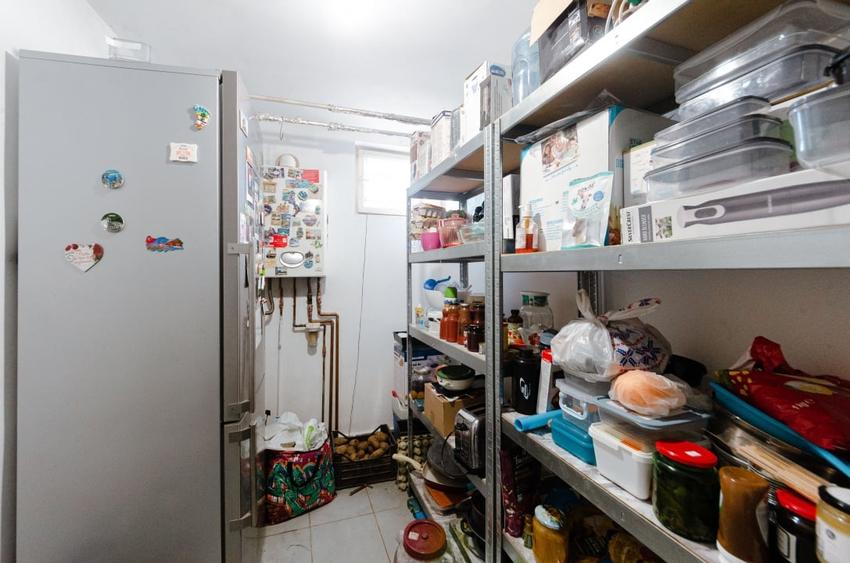 Casa cu 3 camere si 785 mp teren, zona Micalaca, Arad - 8