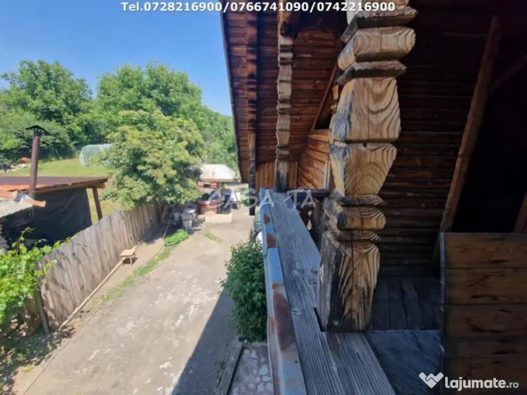 Casa situata in Pe?ti?ani -Boro?teni - 5