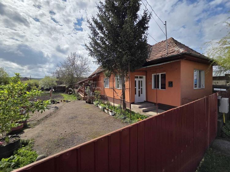 Se vinde CASA DE LOCUIT complet mobilata 3 Camere Bucatarie Baie Camara Suprafata Teren 738 MP, IN LOCALITATEA OGRA, STR. PRINCIPALA, 282 0742090687 - 4