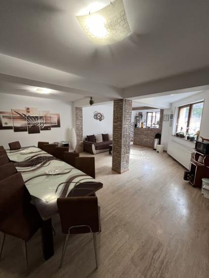 Casa de Vacanta/Pensiune-Sinaia-16 camere - Nota 9.6 Booking - 9