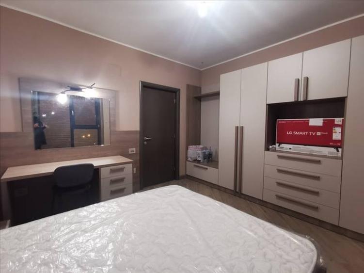 Tomis Nord 3cam lux totul nou, garaj,centrala gaz a.c.,termen lung - 9