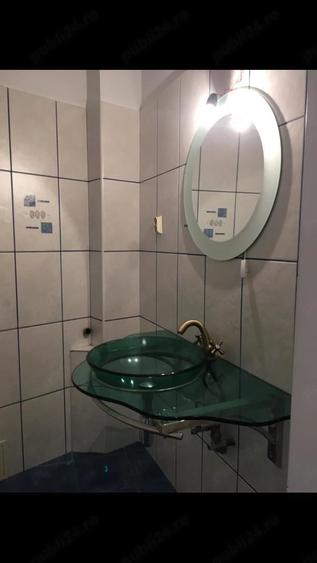 Apartament cu 3 camere decomandat în Ultracentral