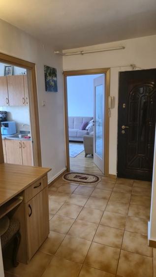 Apartament cu 2 camere decomandat în Sud