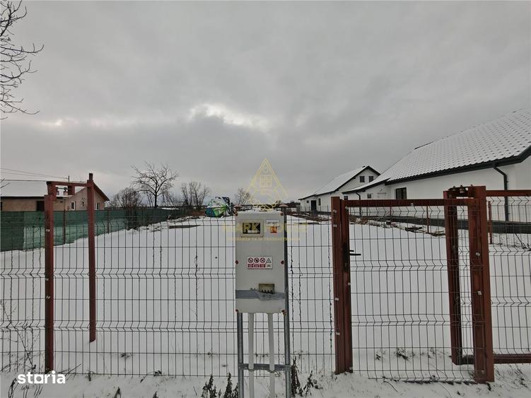 De vanzare 1450 mp teren intravilan situat in satul Siretu, comuna Let - 2