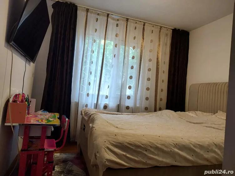 Propietar vand apartament 2 camere 40 metri - 1