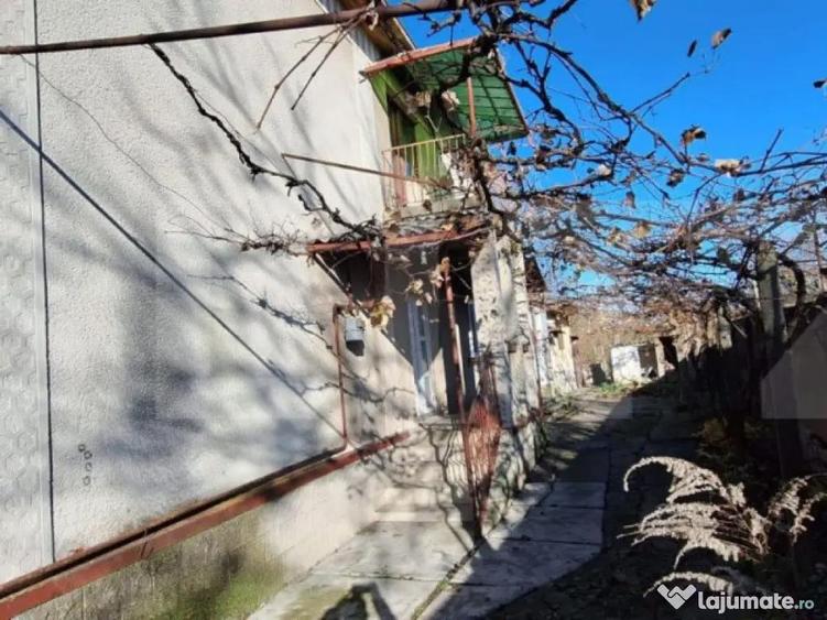 Casa 3 camere , 120mp , Piata de vechituri - 1