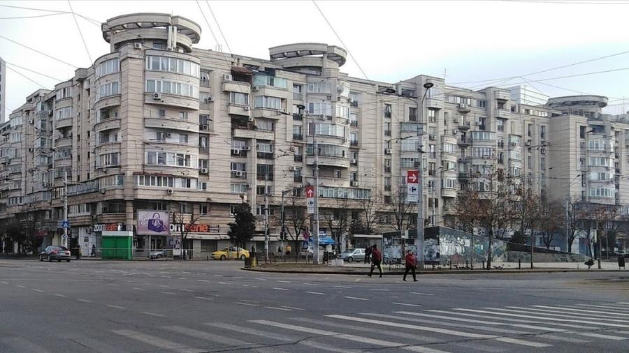 REA1021248 Apartament 4 camere bloc monolit l Unirii - 1