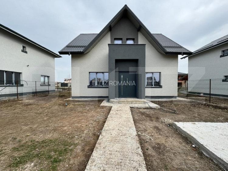 Casa semi-finisata P + M, 110 mp utili, teren 339 mp, Pielesti, zona Magnolia