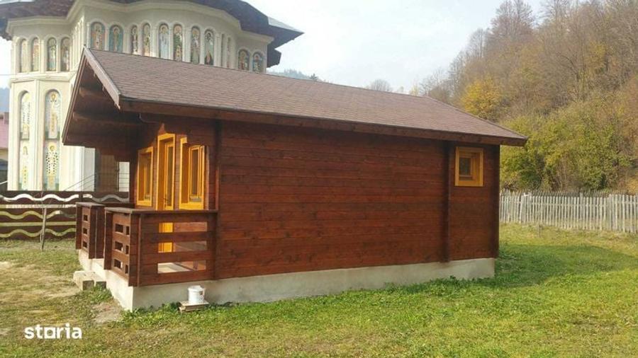 Teren cu deschidere la drumul national impreuna cu cabana - 2