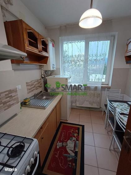 De inchiriat Apartament 3 camere, Str. George Co?buc - 7