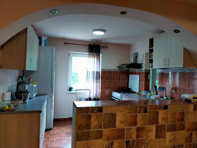 Casa cu 3 apartamente &icirc;n Dumbravita aproape de pădure - 3