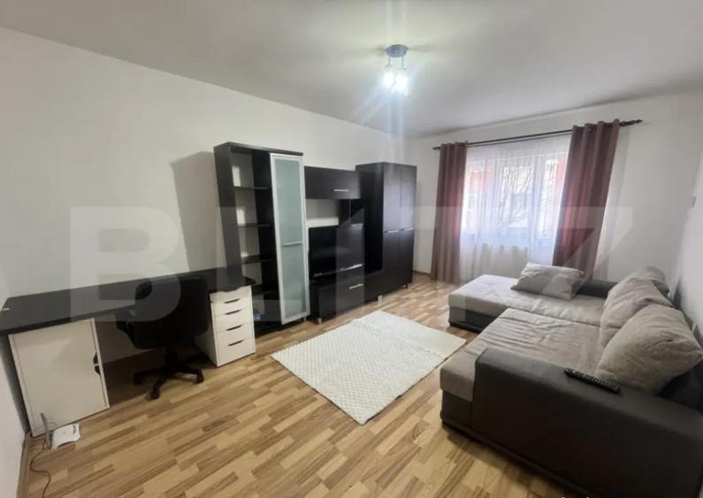 Apartament cu 2 camere de inchiriat- zona ultracentrala - 1