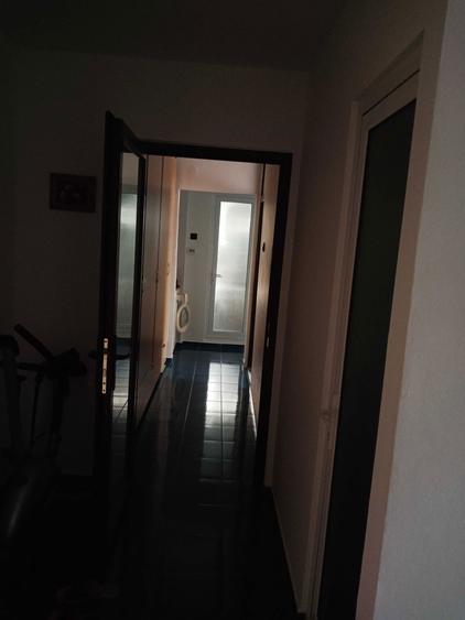 Vand apartam. cu 3 camere confort 1 decomandat,cartier Radu Negru,Brai - 4