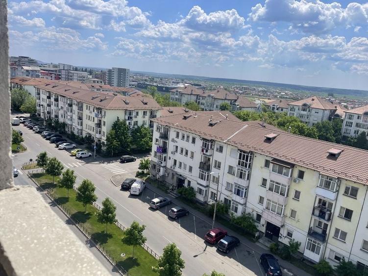 Apartament cu 3 camere în Popoveni