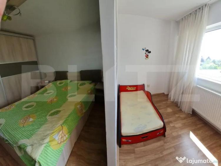 Apartament cu 3 Camere Spa?ios ?i Luminos de Vanzare Z - 1