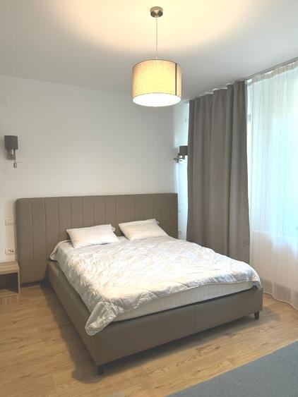 Cladire renovata, pretabila pentru hotel, pensiune, retreat, centru, etc - 12