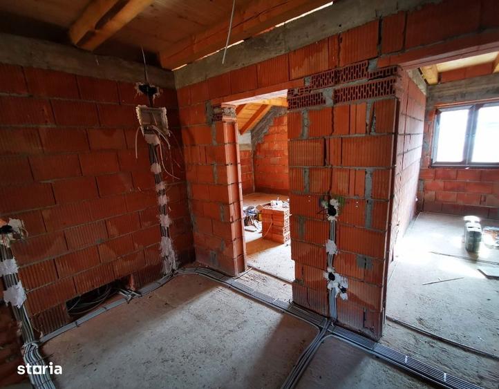 Casa in Valea Jelnei , 295 mp - 8