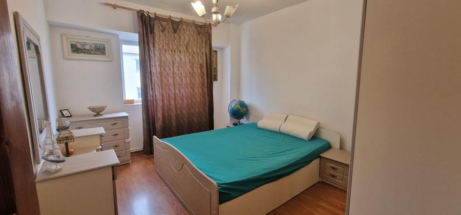 Zona Dacia, 3 camere decomandate, suprafata 72mp - 4