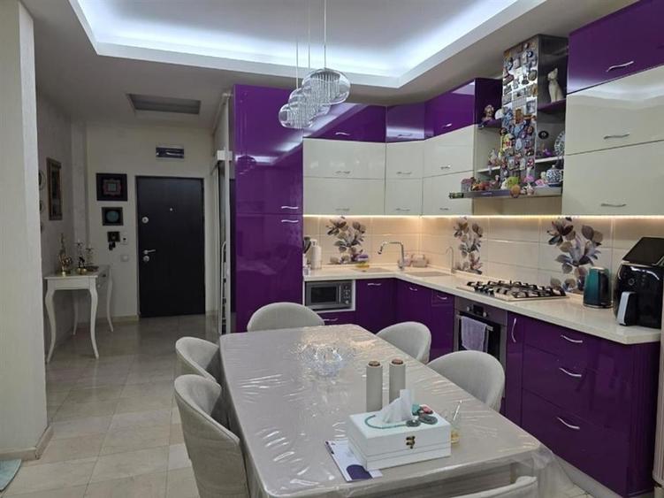 vanzare apartament 4 camere | Bd Ferdinand | bloc 2012 | etaj 1 | mobilat si uti - 1