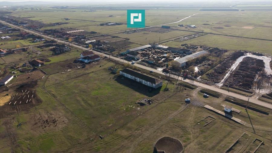 Hală industrială cu teren generos în Zărand, Arad - 40